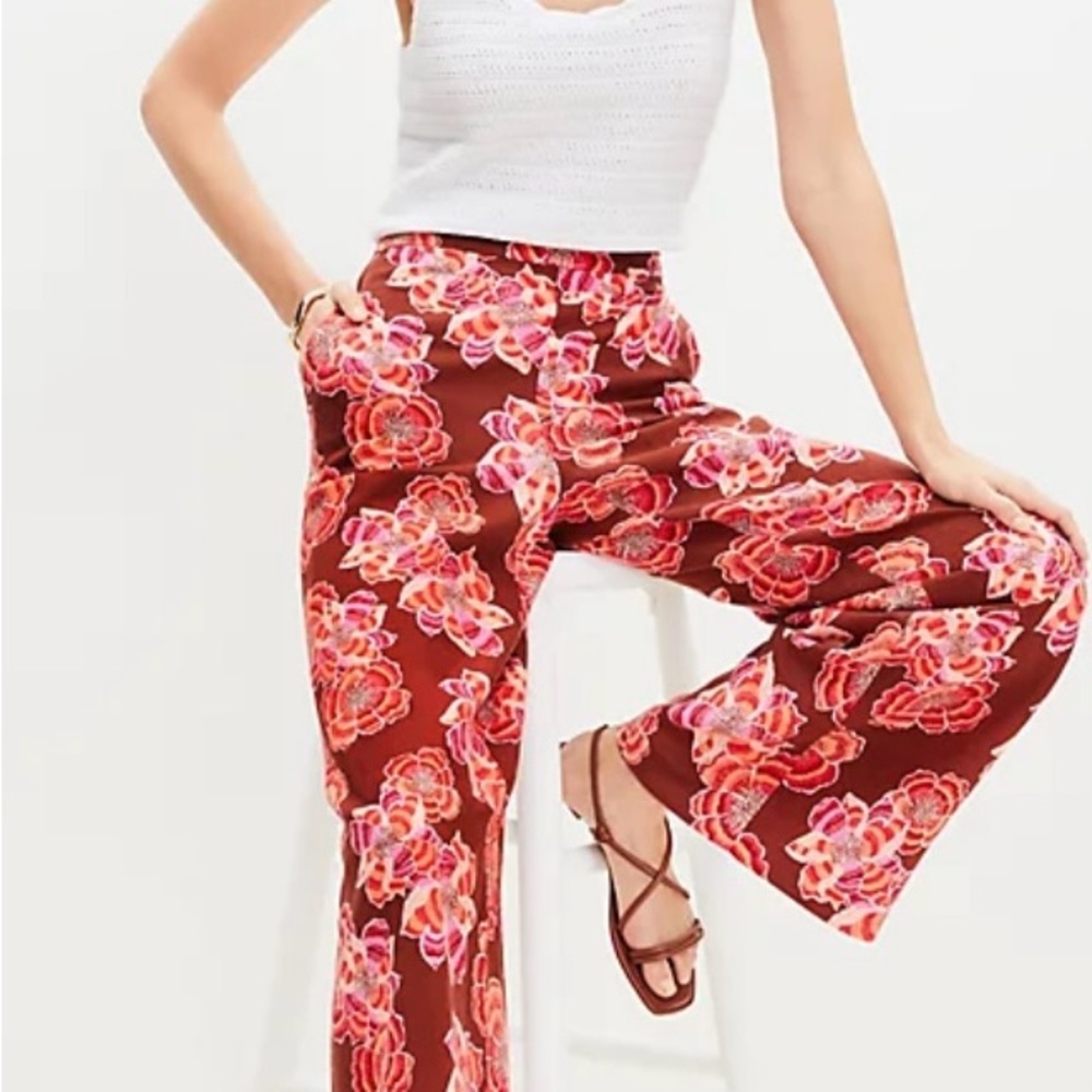 NWT Fluid Pull On Wide Leg Pants in Textured Floral Linen Blend by Loft